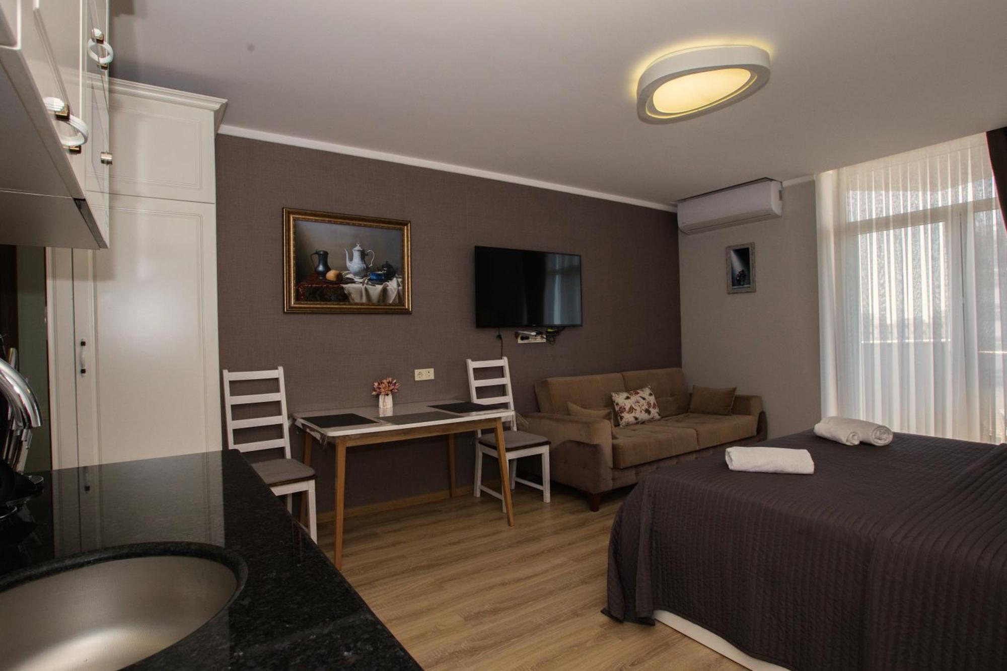 Panorama Sea Tower Aparthotel Батуми Екстериор снимка