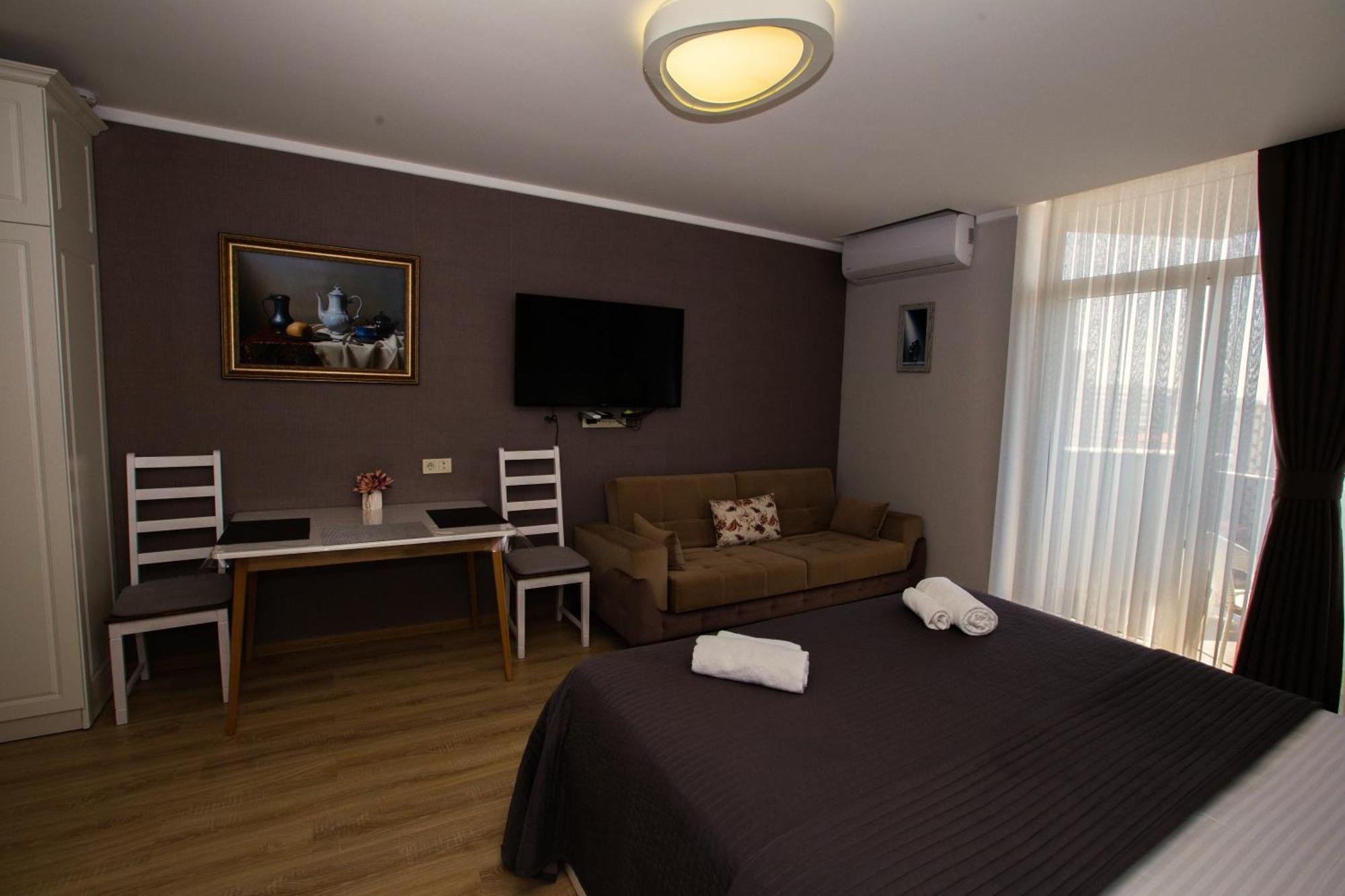 Panorama Sea Tower Aparthotel Батуми Екстериор снимка