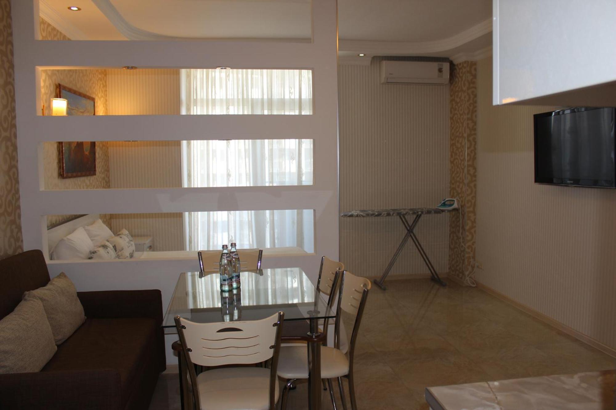Panorama Sea Tower Aparthotel Батуми Екстериор снимка