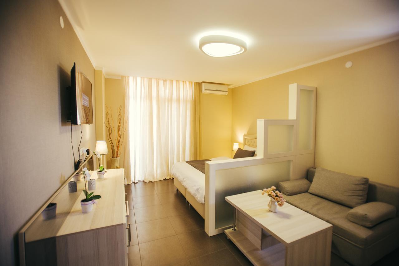 Panorama Sea Tower Aparthotel Батуми Екстериор снимка