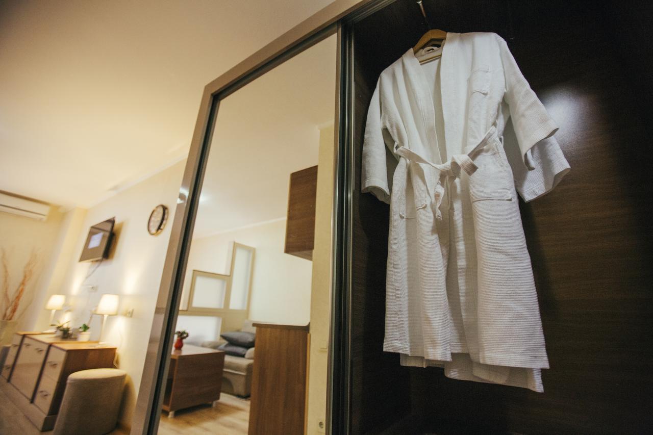 Panorama Sea Tower Aparthotel Батуми Екстериор снимка